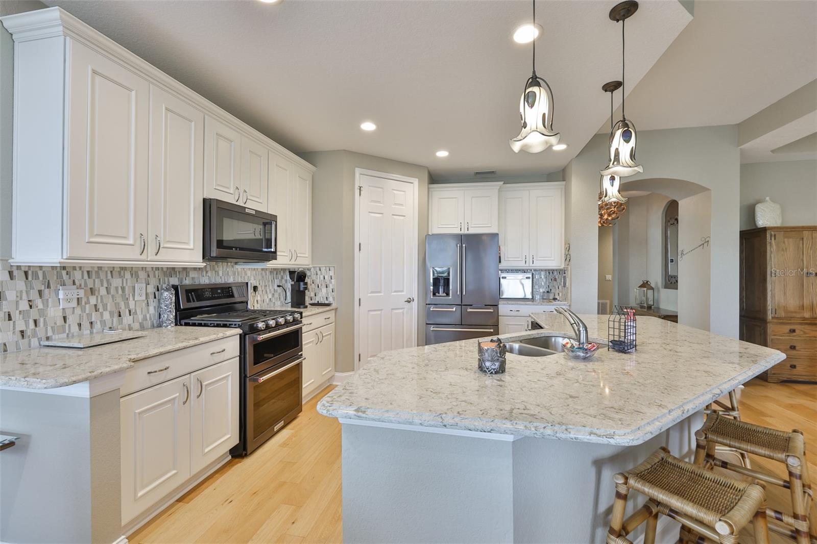 Image 5 of 42 For 1351 Emerald Dunes Drive