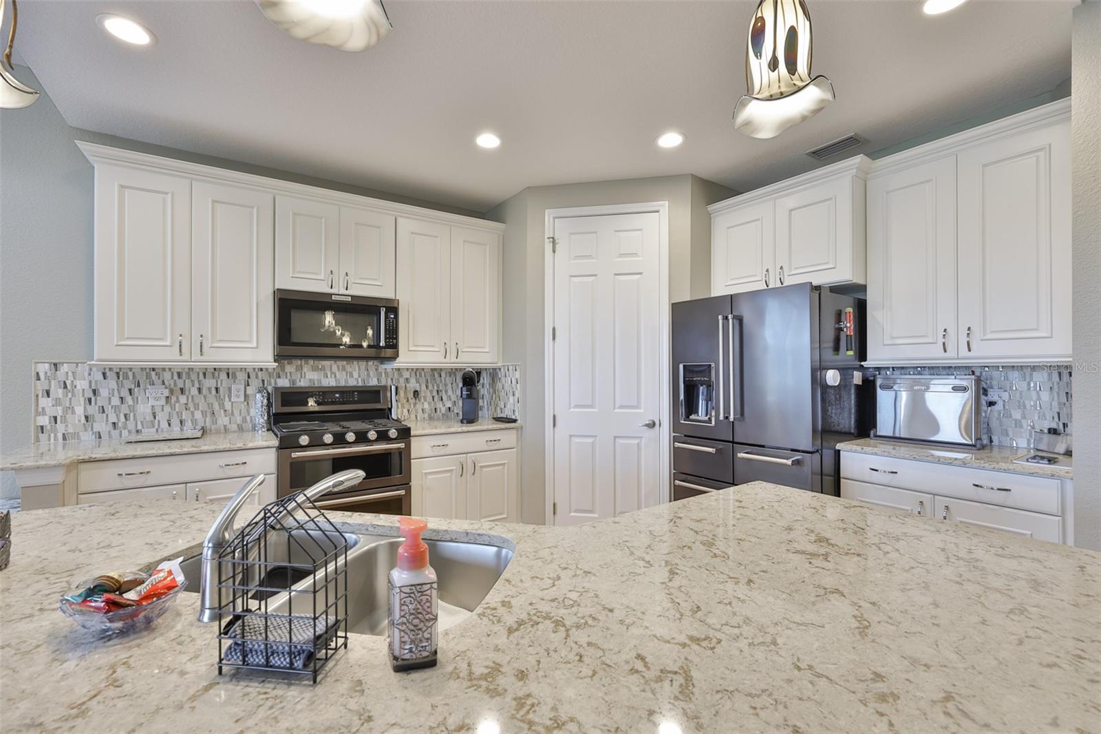 Image 7 of 42 For 1351 Emerald Dunes Drive