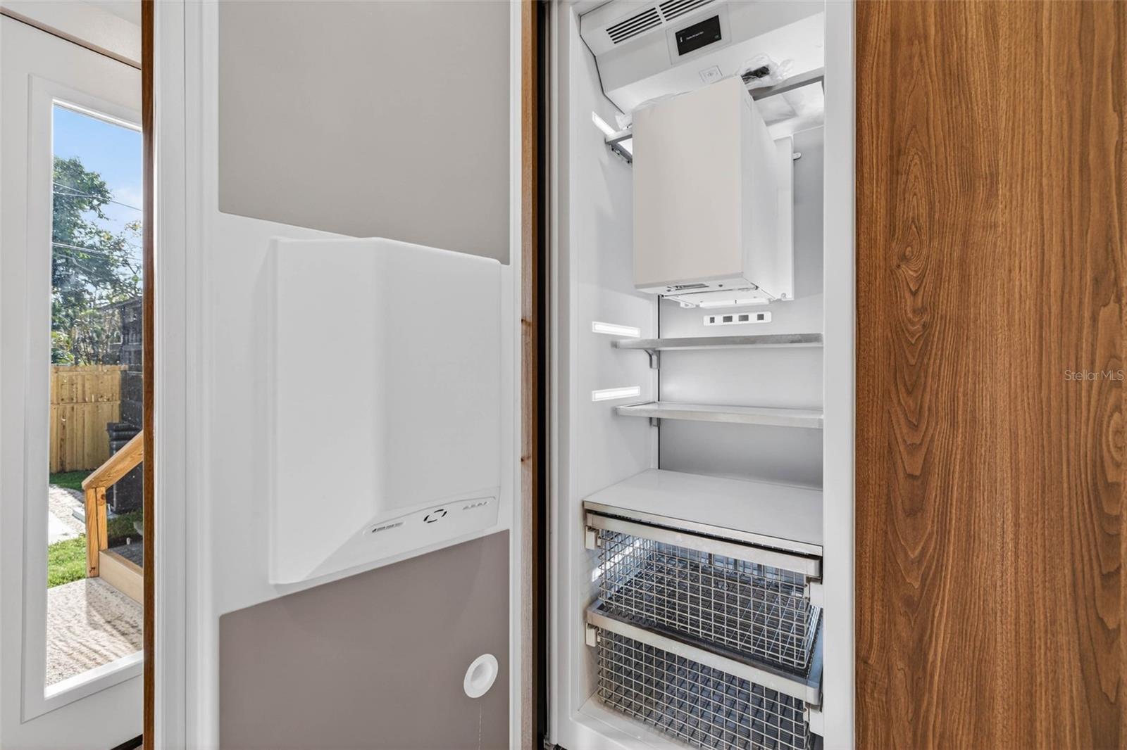 Image 15 of 43 For 124 19th Avenue N