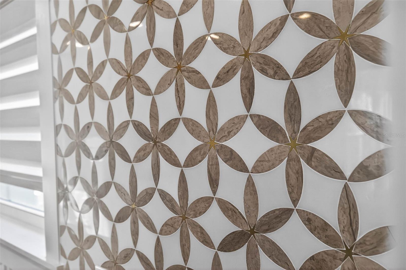 Image 38 of 43 For 124 19th Avenue N