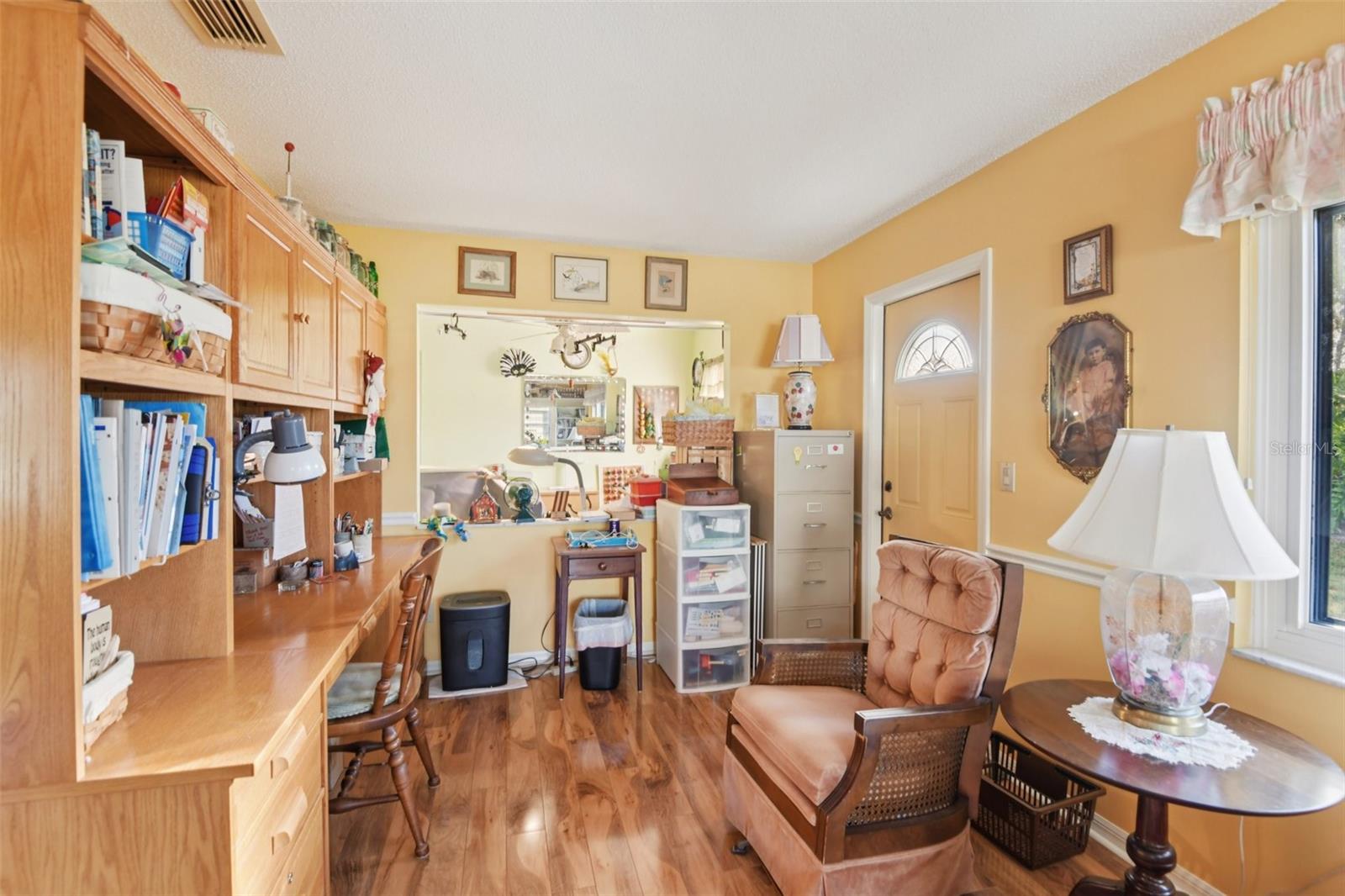 Image 22 of 68 For 2322 Lancaster Drive