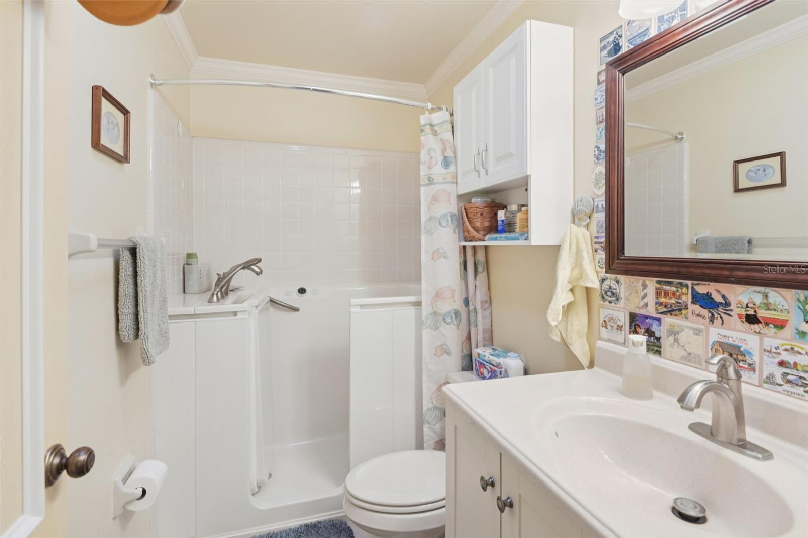 Image 30 of 68 For 2322 Lancaster Drive