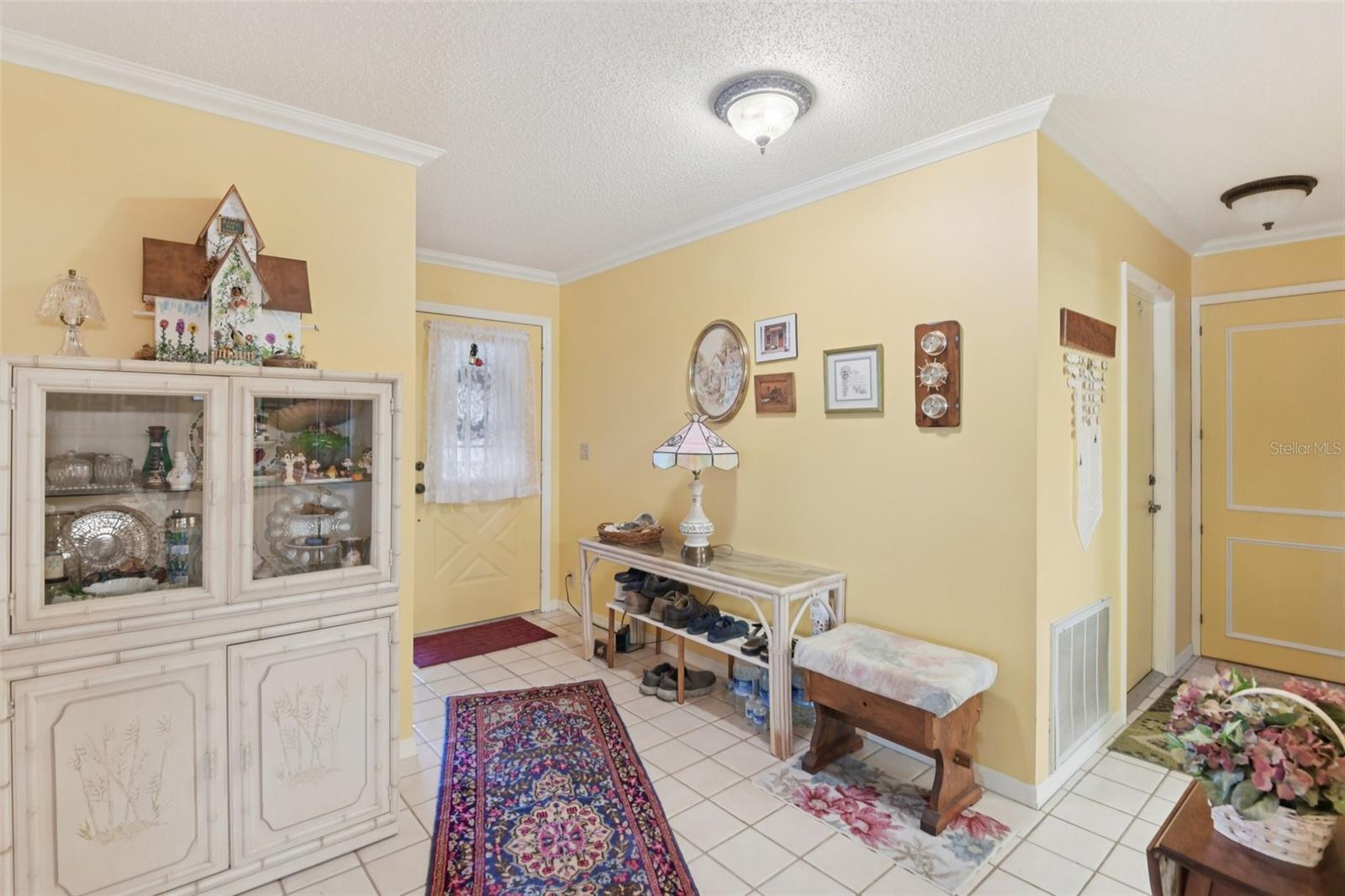 Image 5 of 68 For 2322 Lancaster Drive