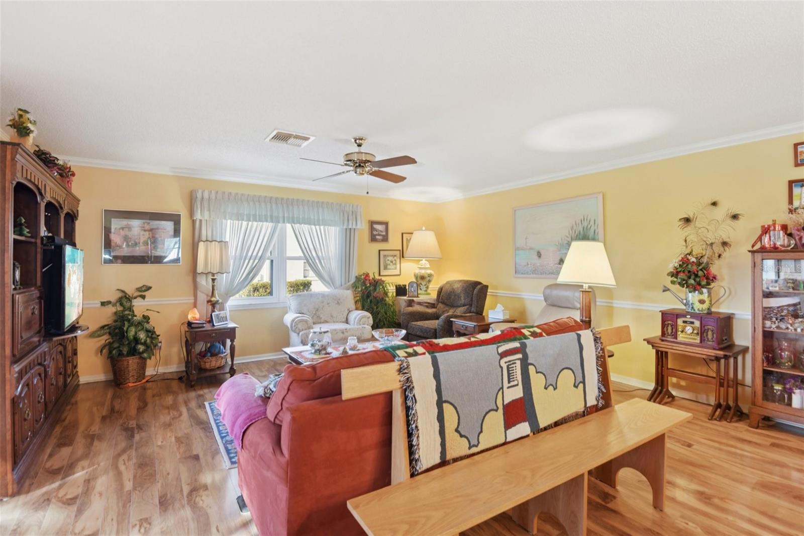 Image 7 of 68 For 2322 Lancaster Drive