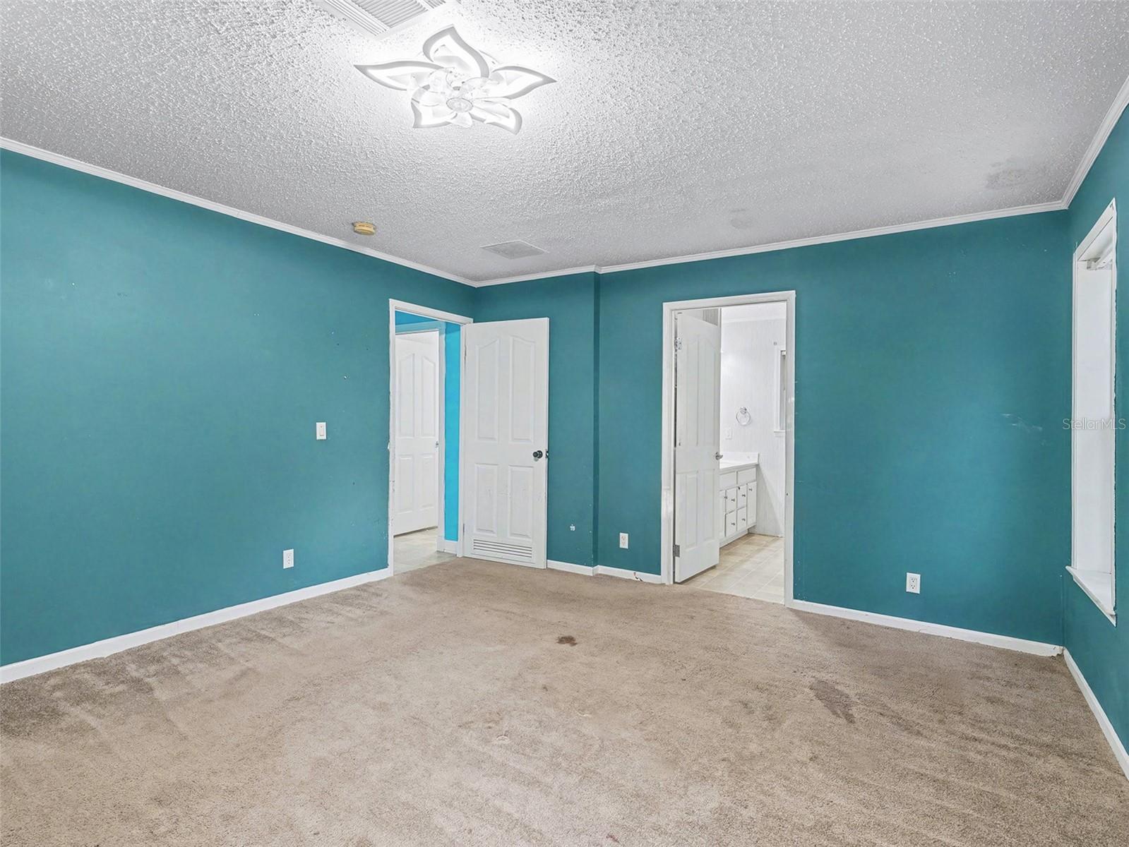 Image 18 of 35 For 15420 Olive Circle