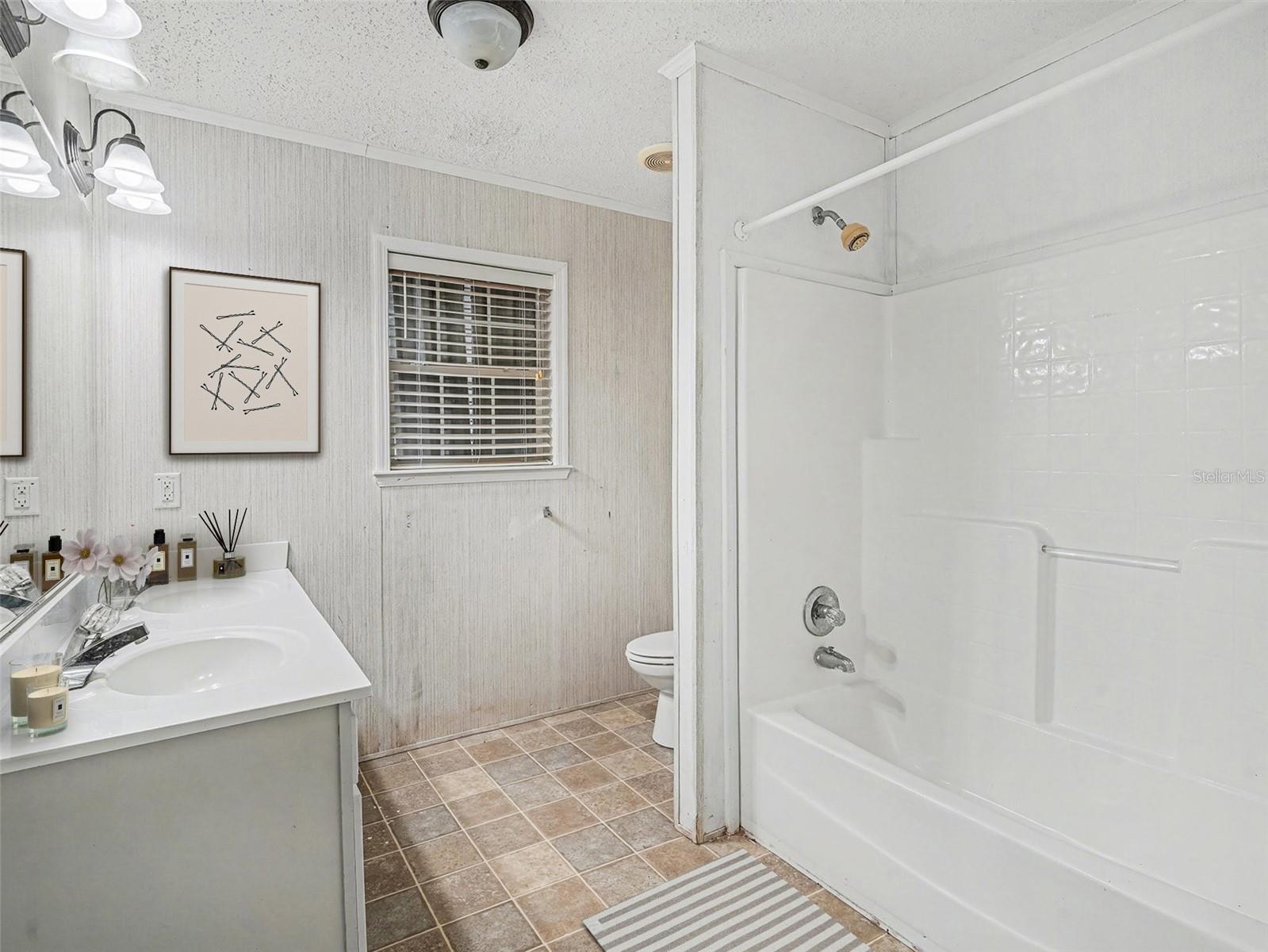 Image 19 of 35 For 15420 Olive Circle