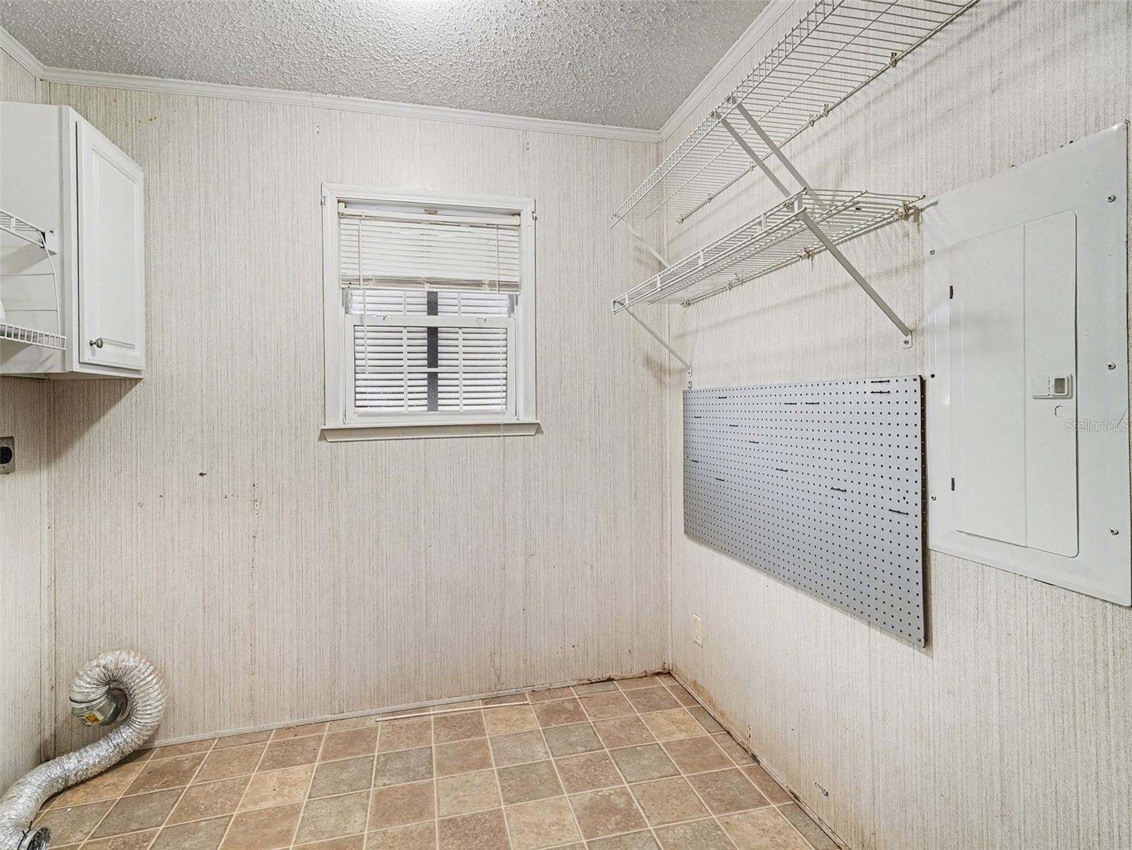 Image 29 of 35 For 15420 Olive Circle