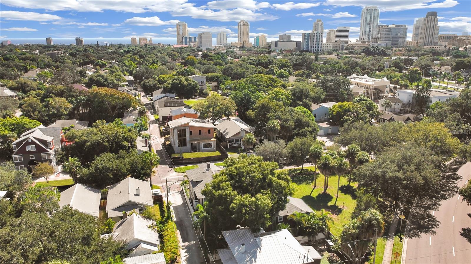 Image 28 of 30 For 614 8th Street N