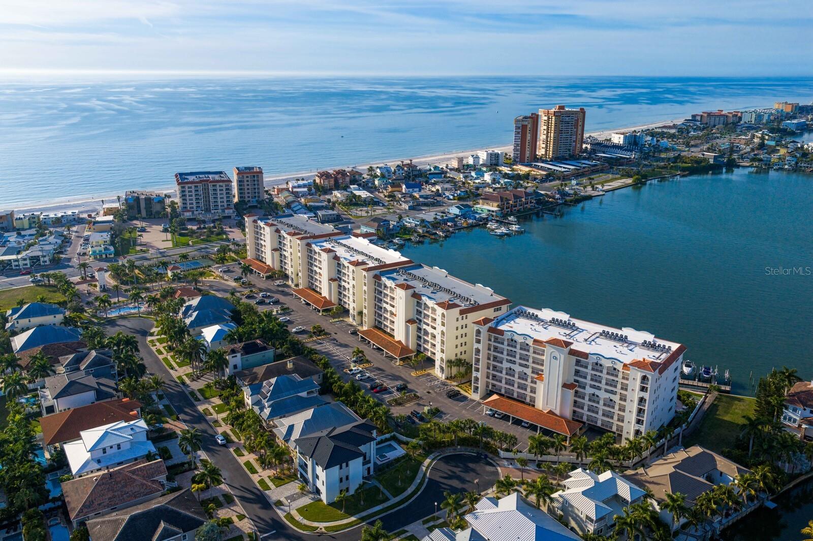 Image 11 of 91 For 17745 Gulf Boulevard 502