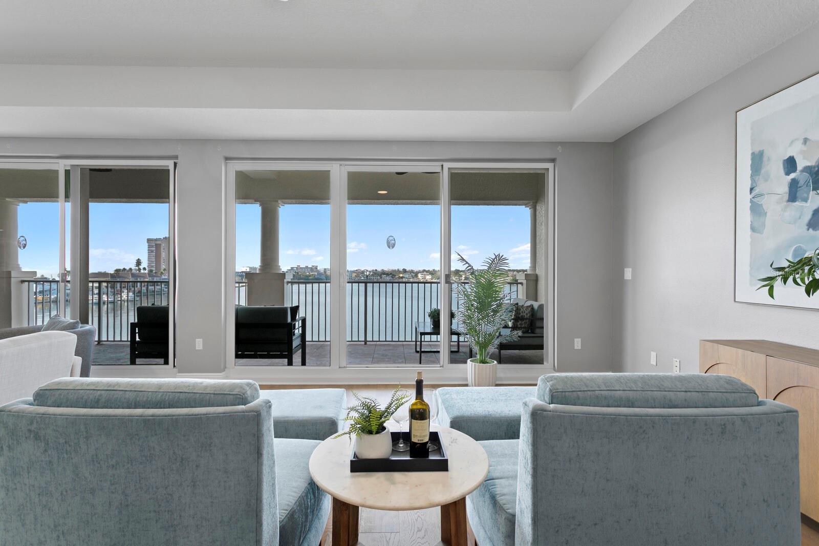 Image 31 of 91 For 17745 Gulf Boulevard 502