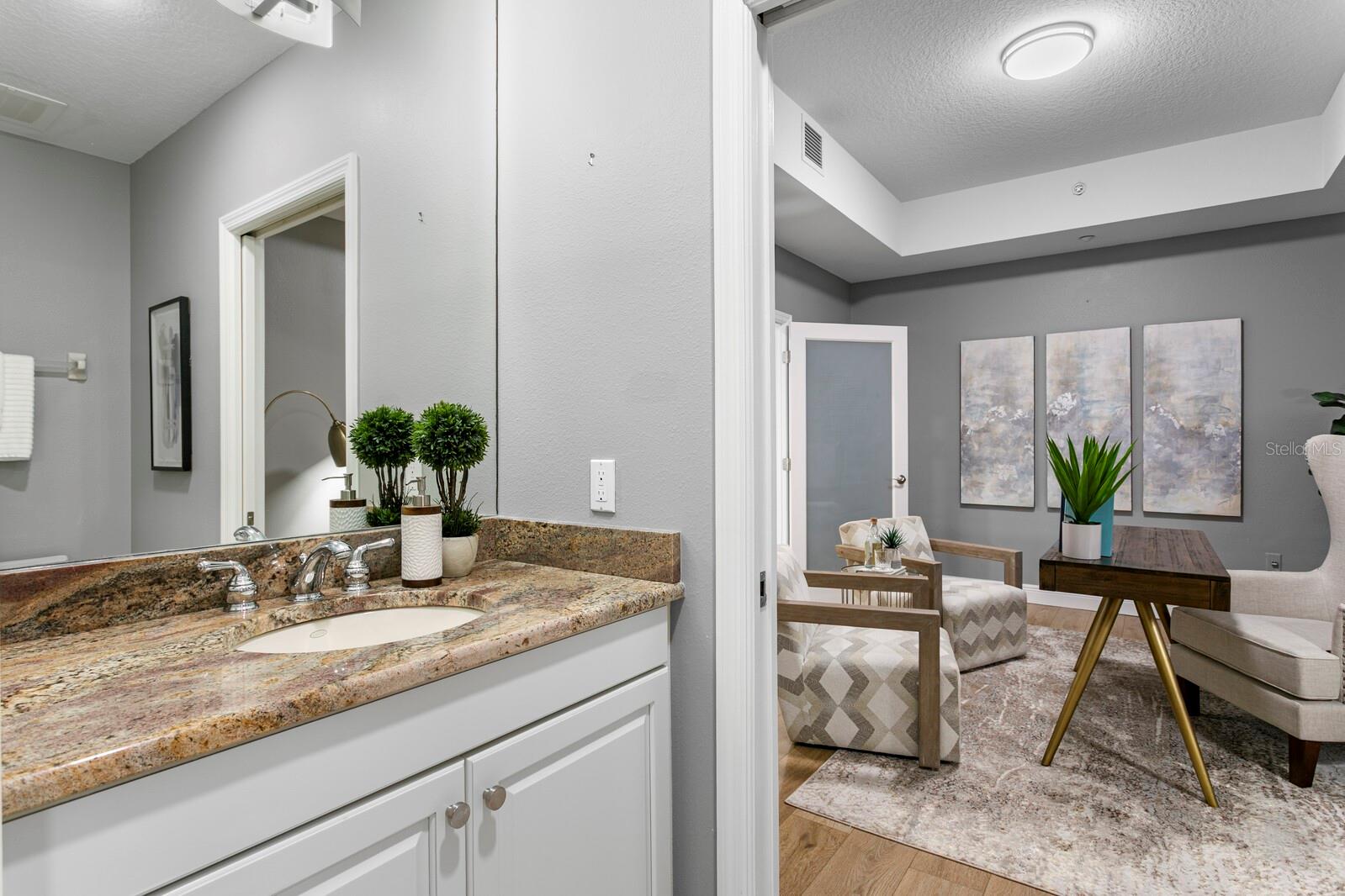 Image 39 of 91 For 17745 Gulf Boulevard 502