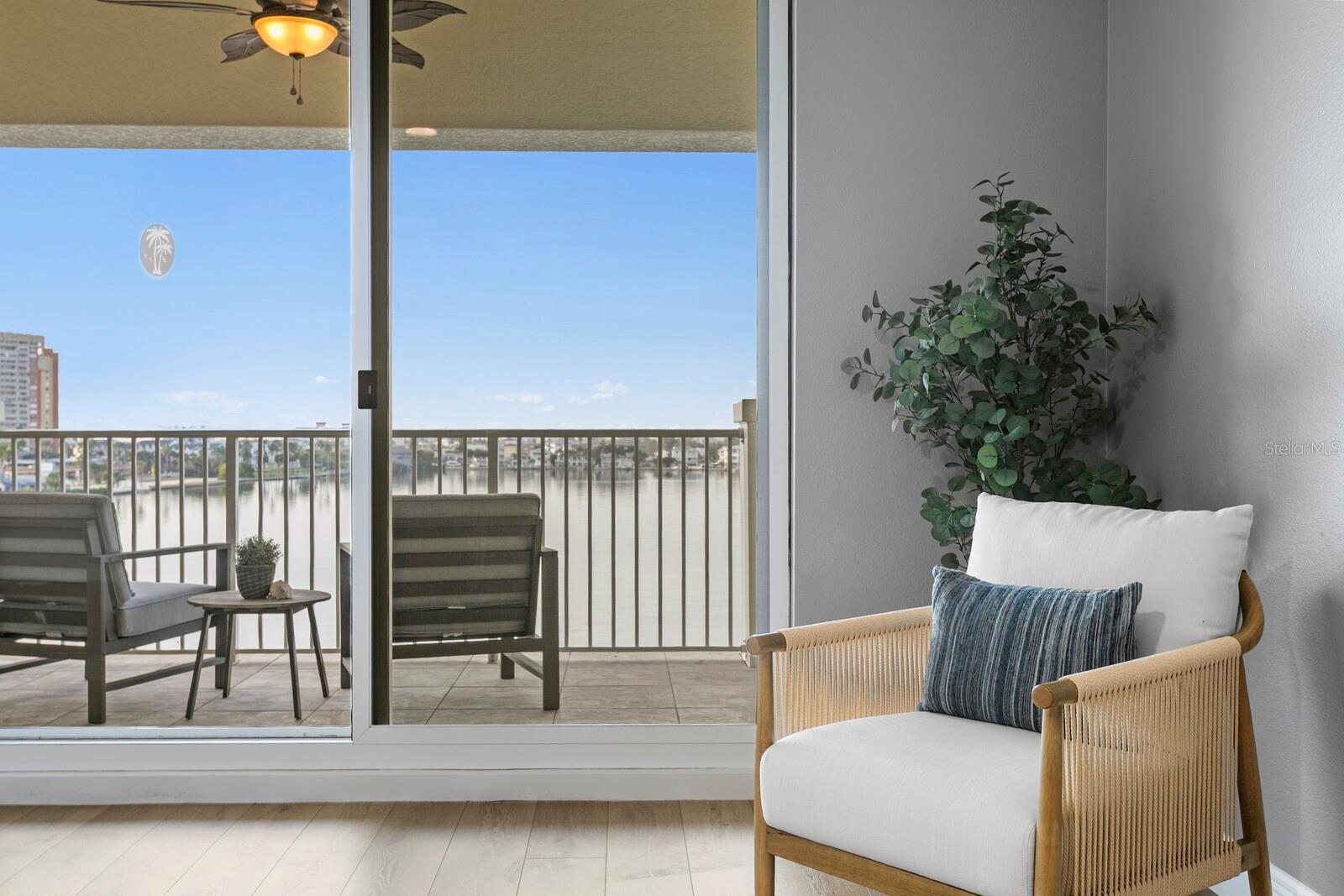 Image 46 of 91 For 17745 Gulf Boulevard 502