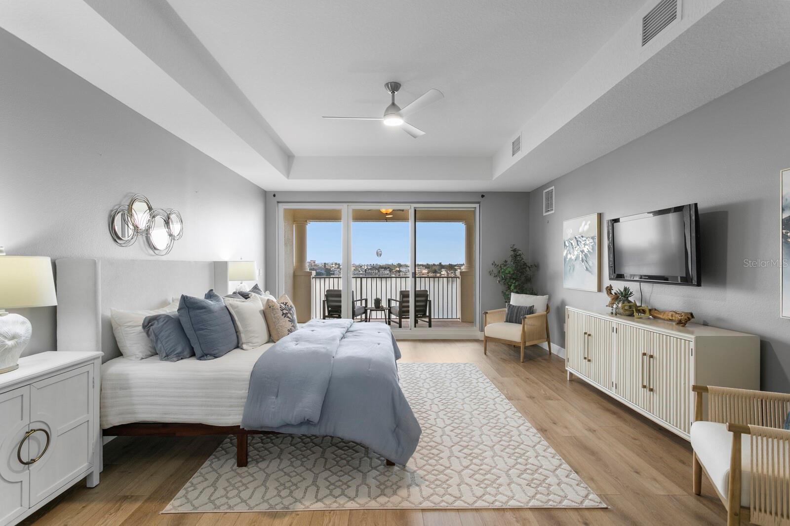 Image 47 of 91 For 17745 Gulf Boulevard 502