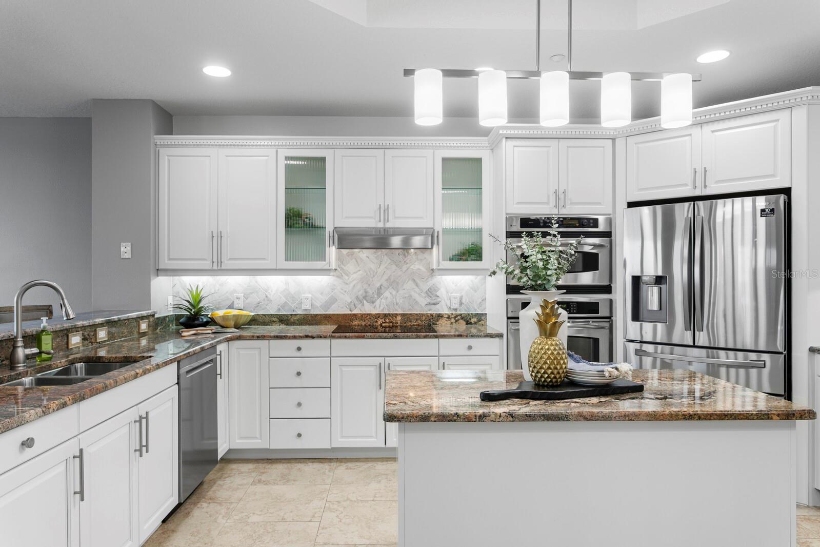 Image 5 of 91 For 17745 Gulf Boulevard 502