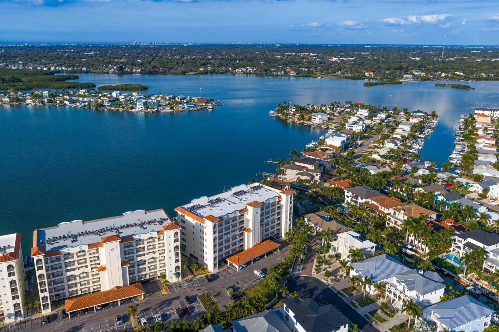 Image 60 of 91 For 17745 Gulf Boulevard 502