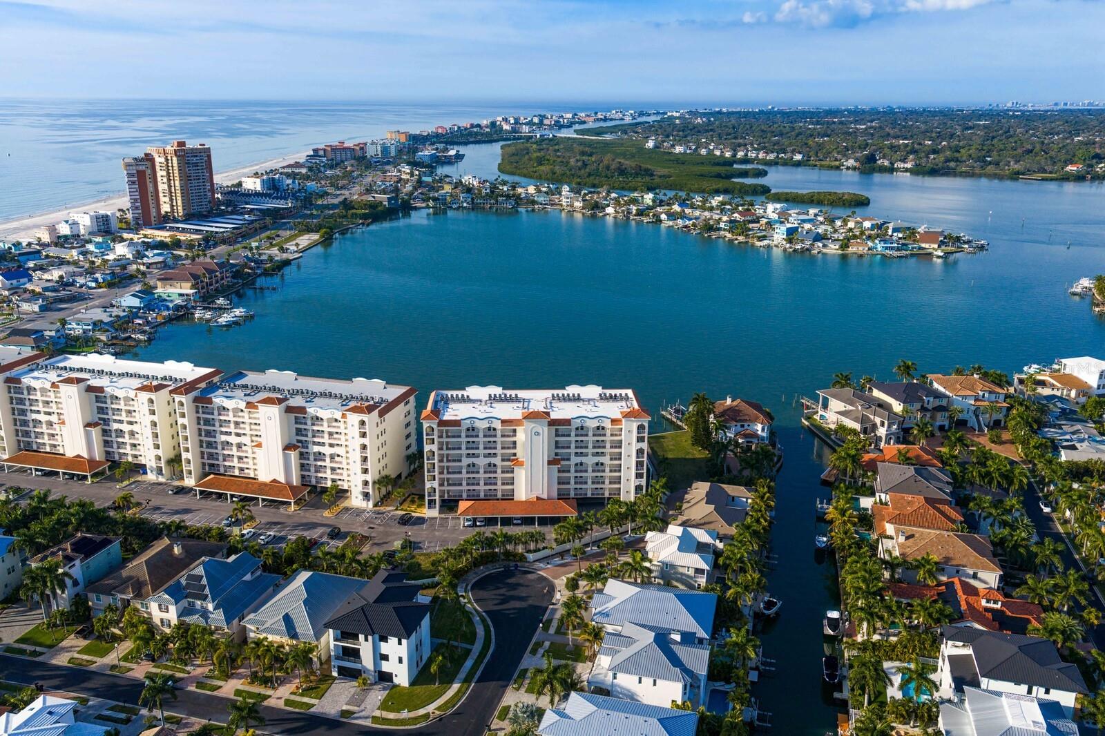 Image 7 of 91 For 17745 Gulf Boulevard 502