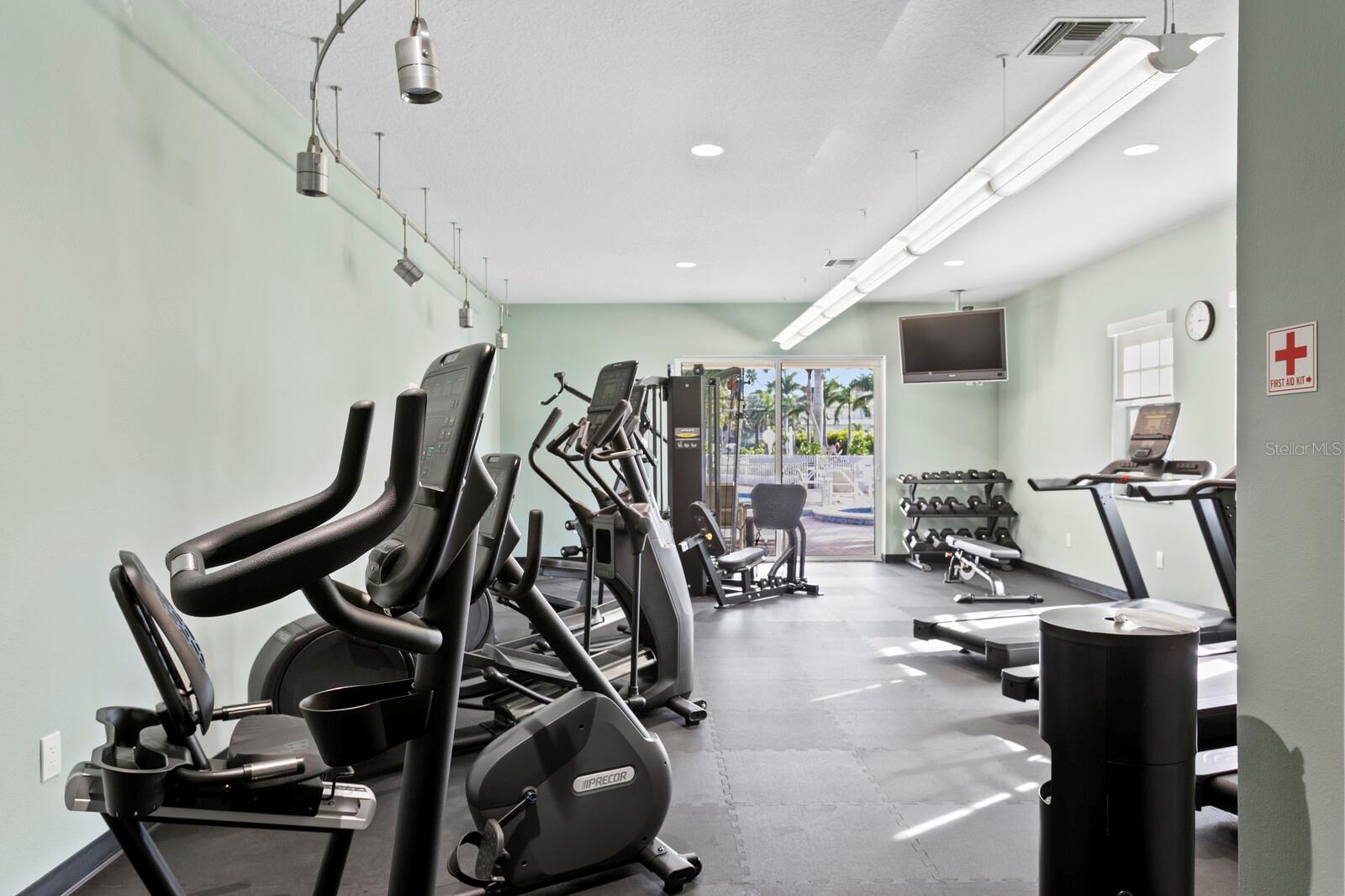 Image 84 of 91 For 17745 Gulf Boulevard 502