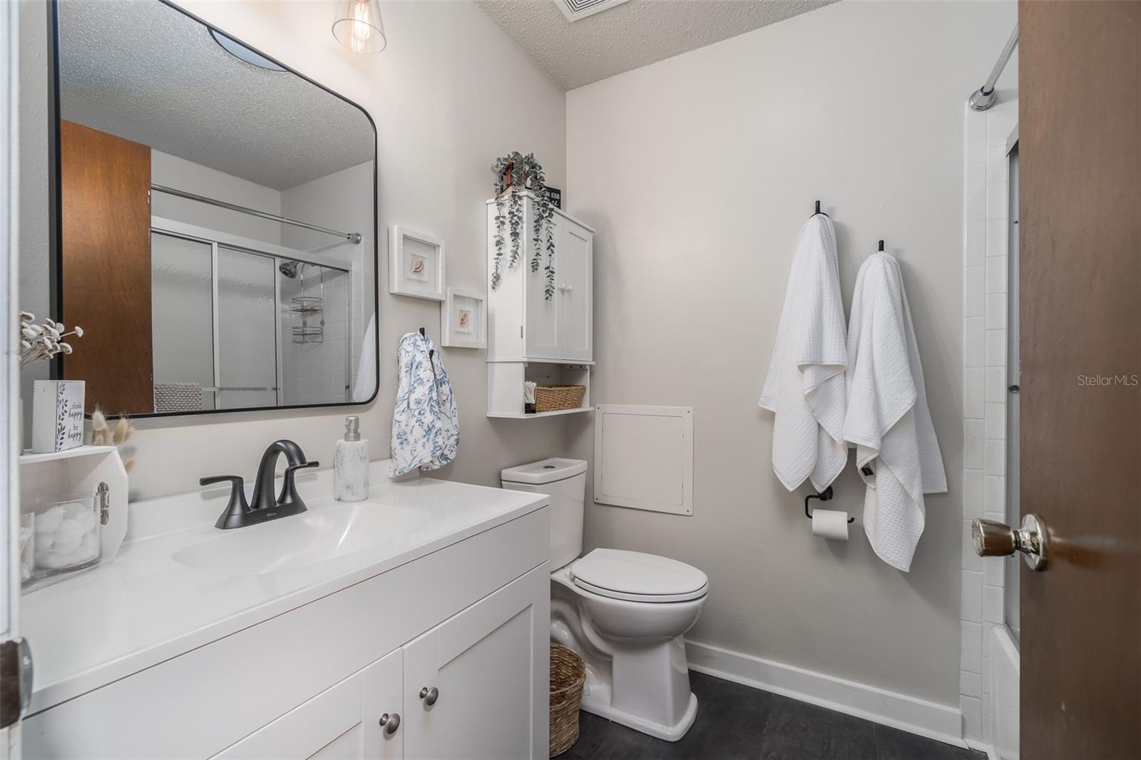 Image 18 of 30 For 37116 Price Drive