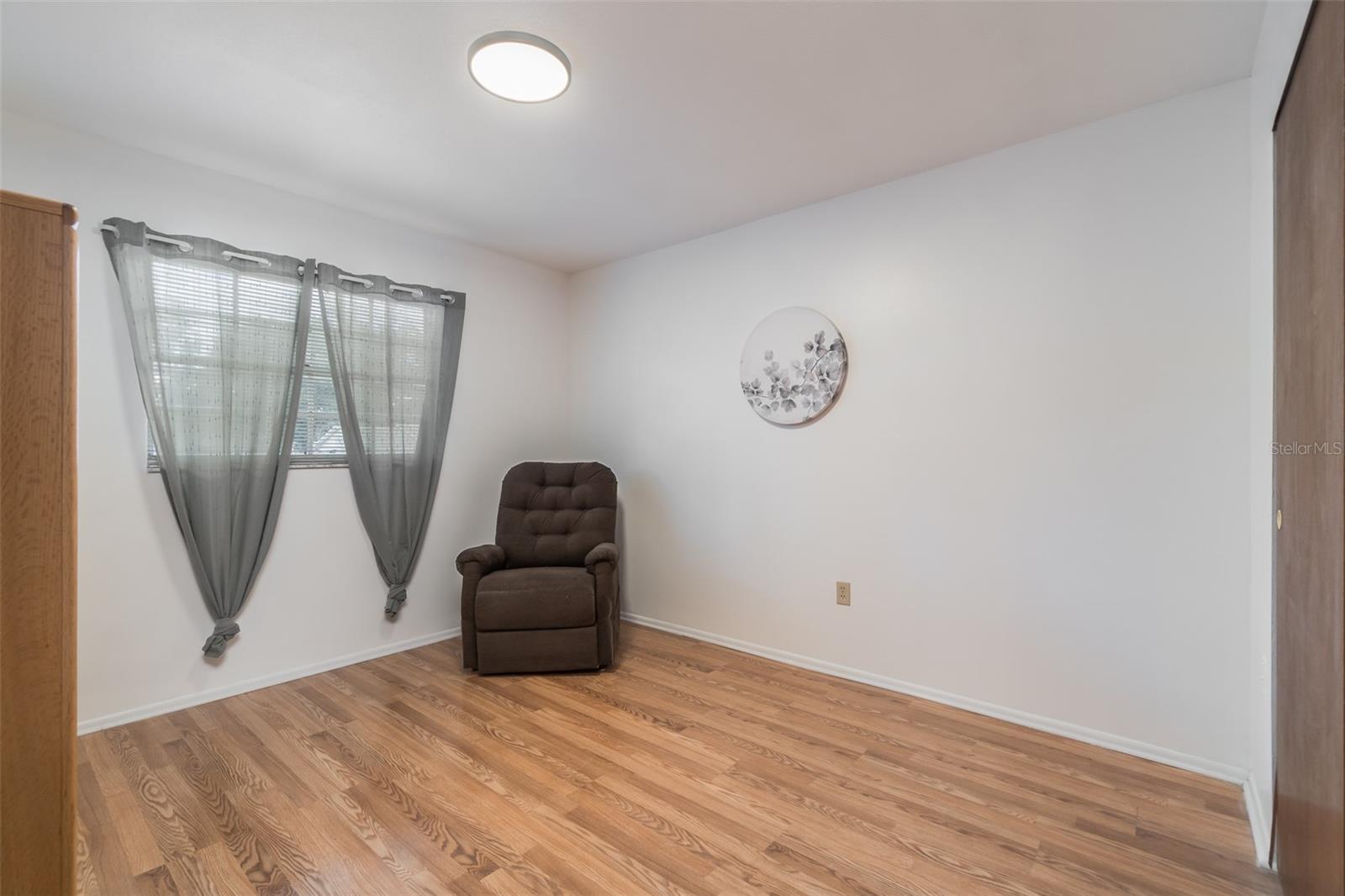 Image 19 of 30 For 37116 Price Drive