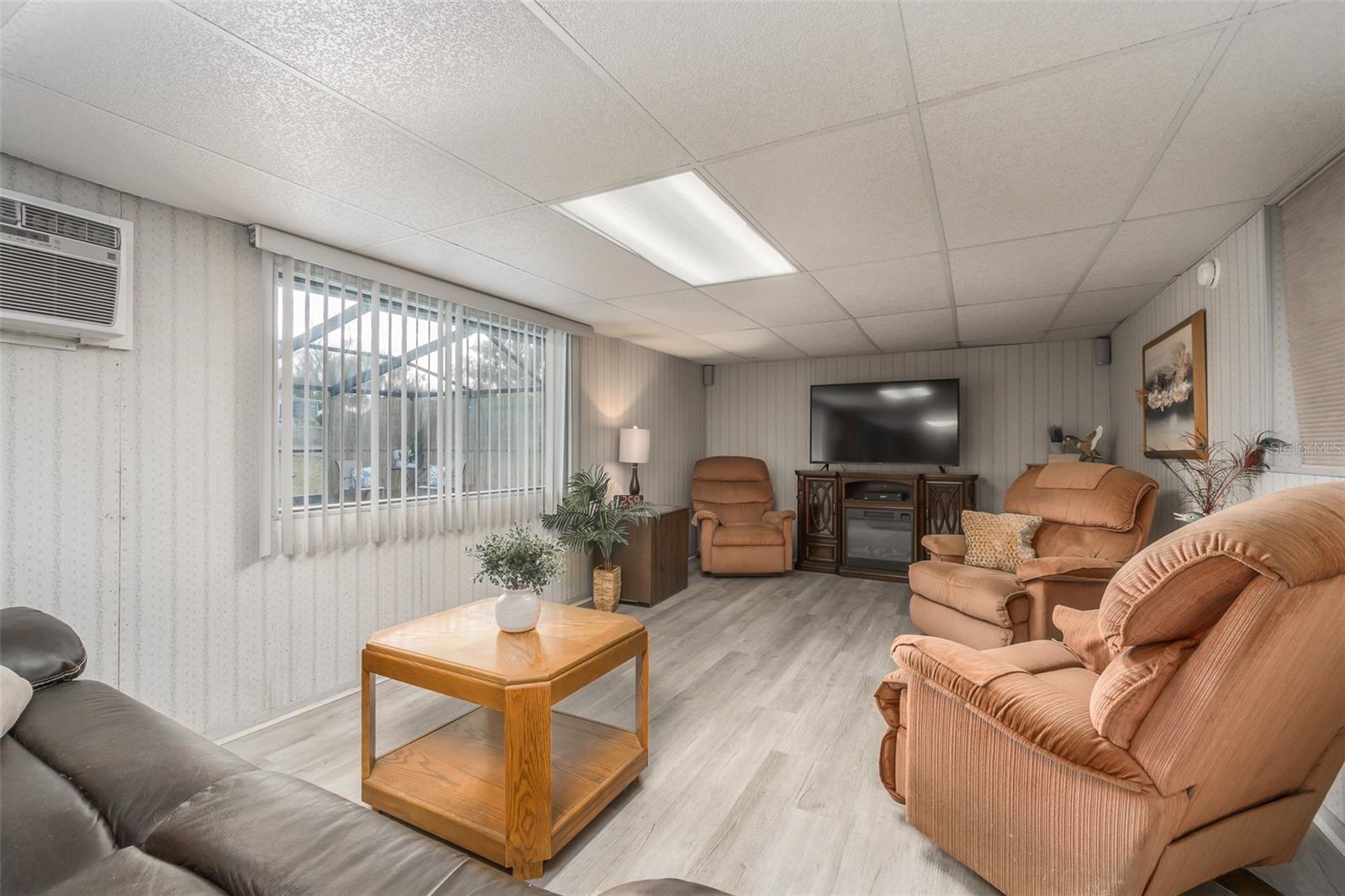 Image 22 of 30 For 37116 Price Drive