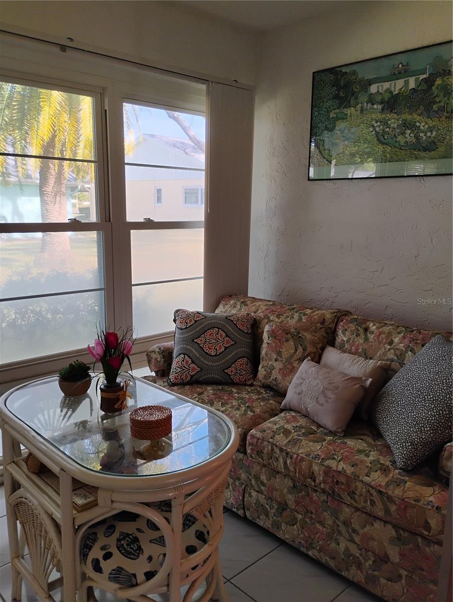 Image 21 of 45 For 2465 Northside Drive 1001