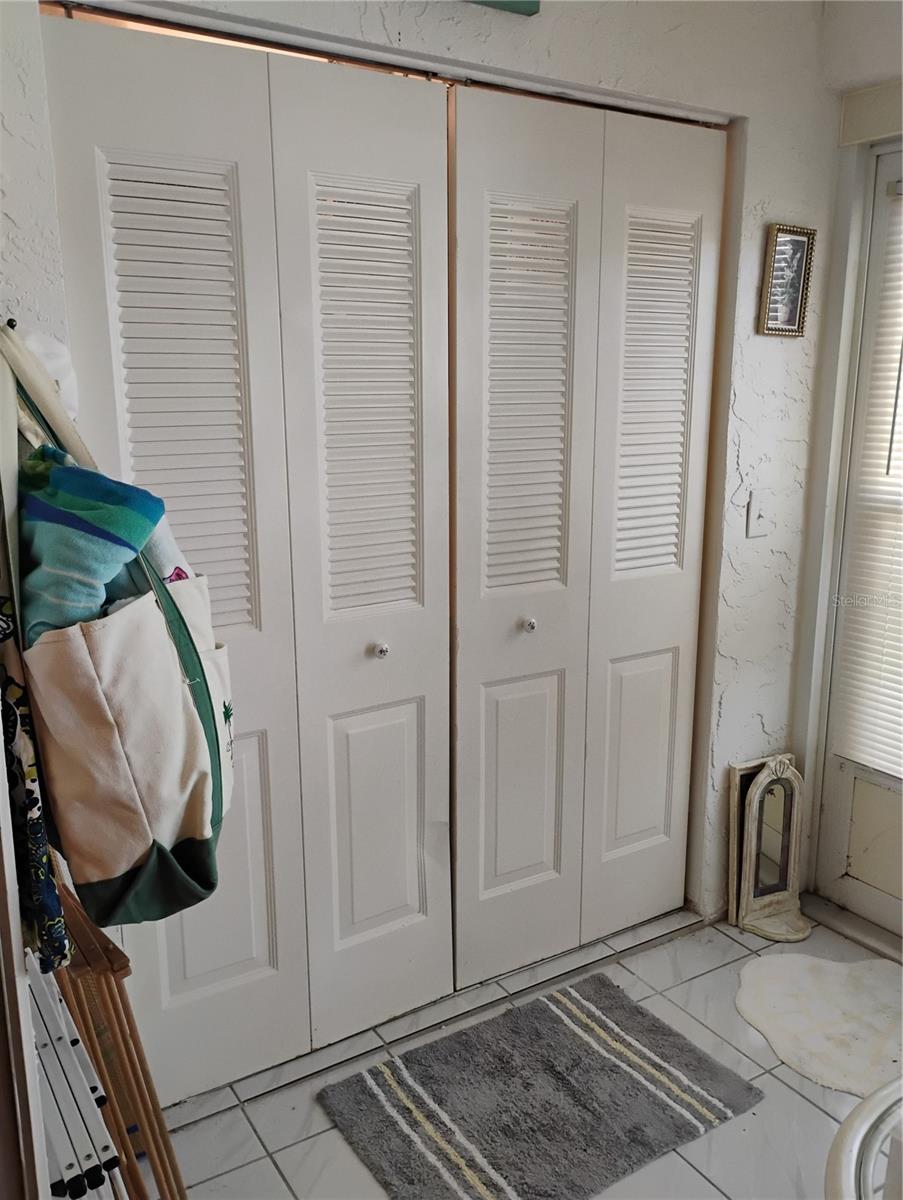 Image 22 of 45 For 2465 Northside Drive 1001