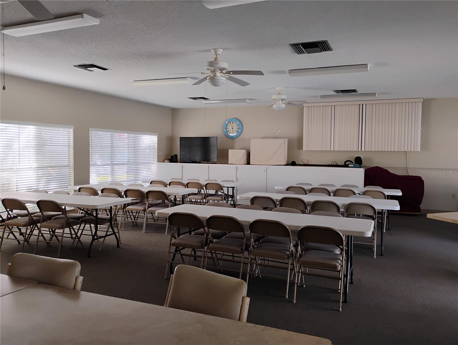 Image 32 of 45 For 2465 Northside Drive 1001