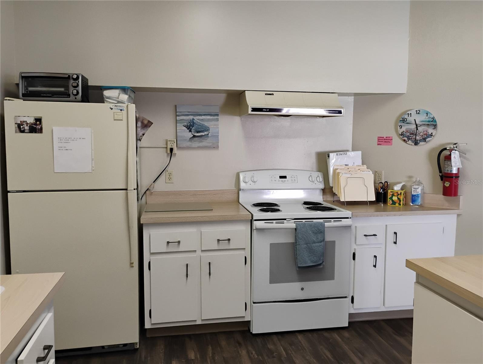 Image 38 of 45 For 2465 Northside Drive 1001