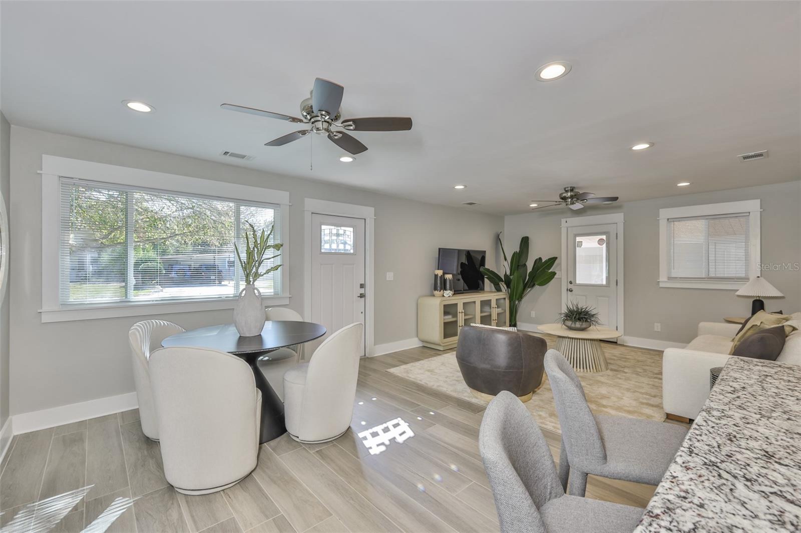 Image 13 of 35 For 4115 Bay Avenue