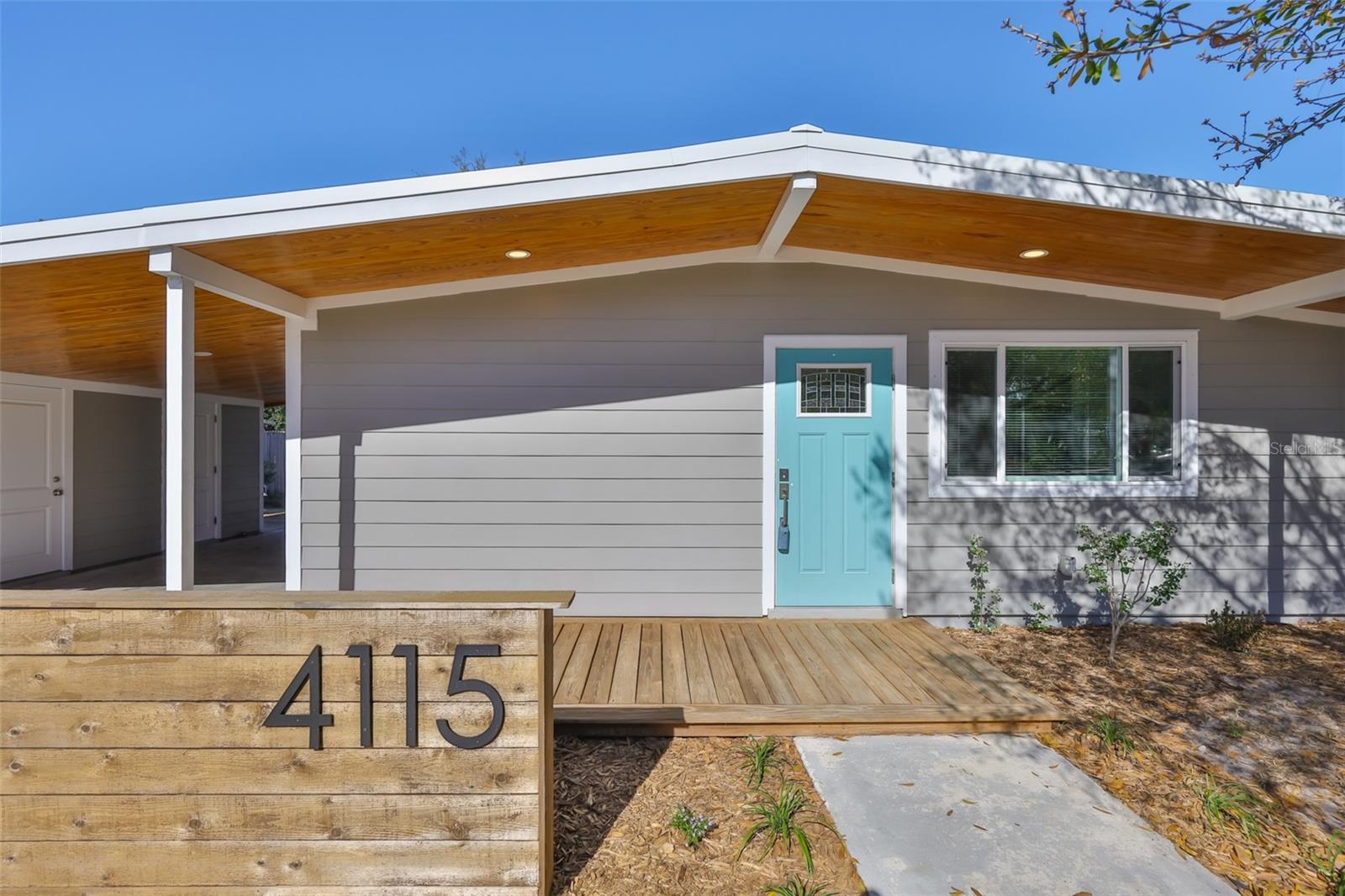 Image 3 of 35 For 4115 Bay Avenue