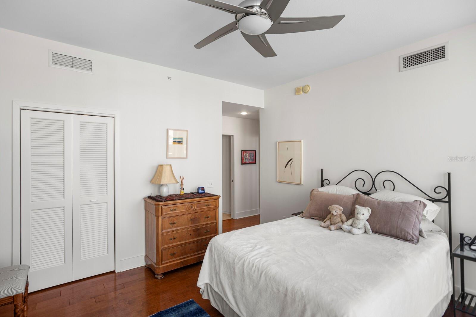 Image 21 of 64 For 175 1st Street S 1603