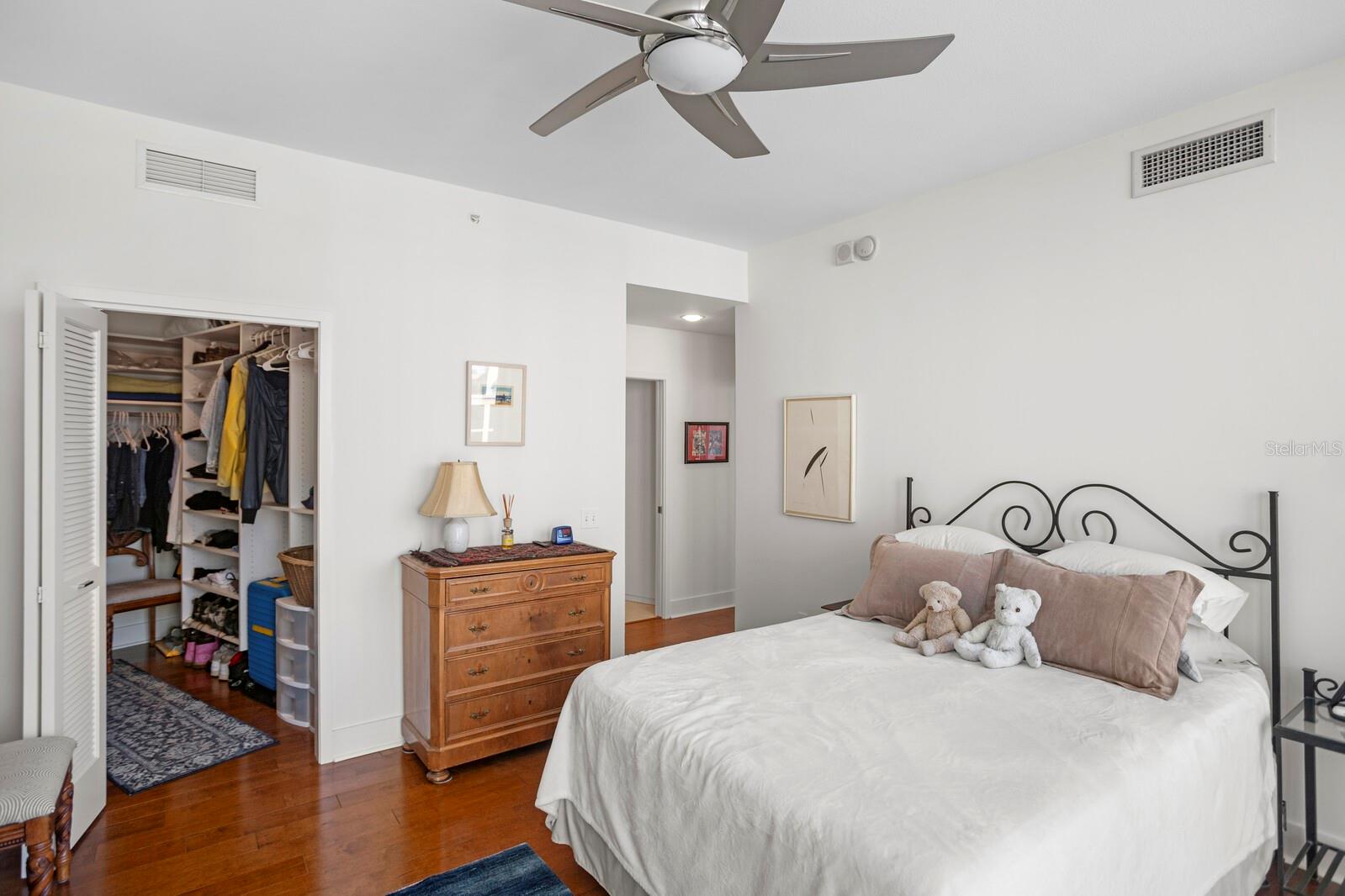 Image 22 of 64 For 175 1st Street S 1603