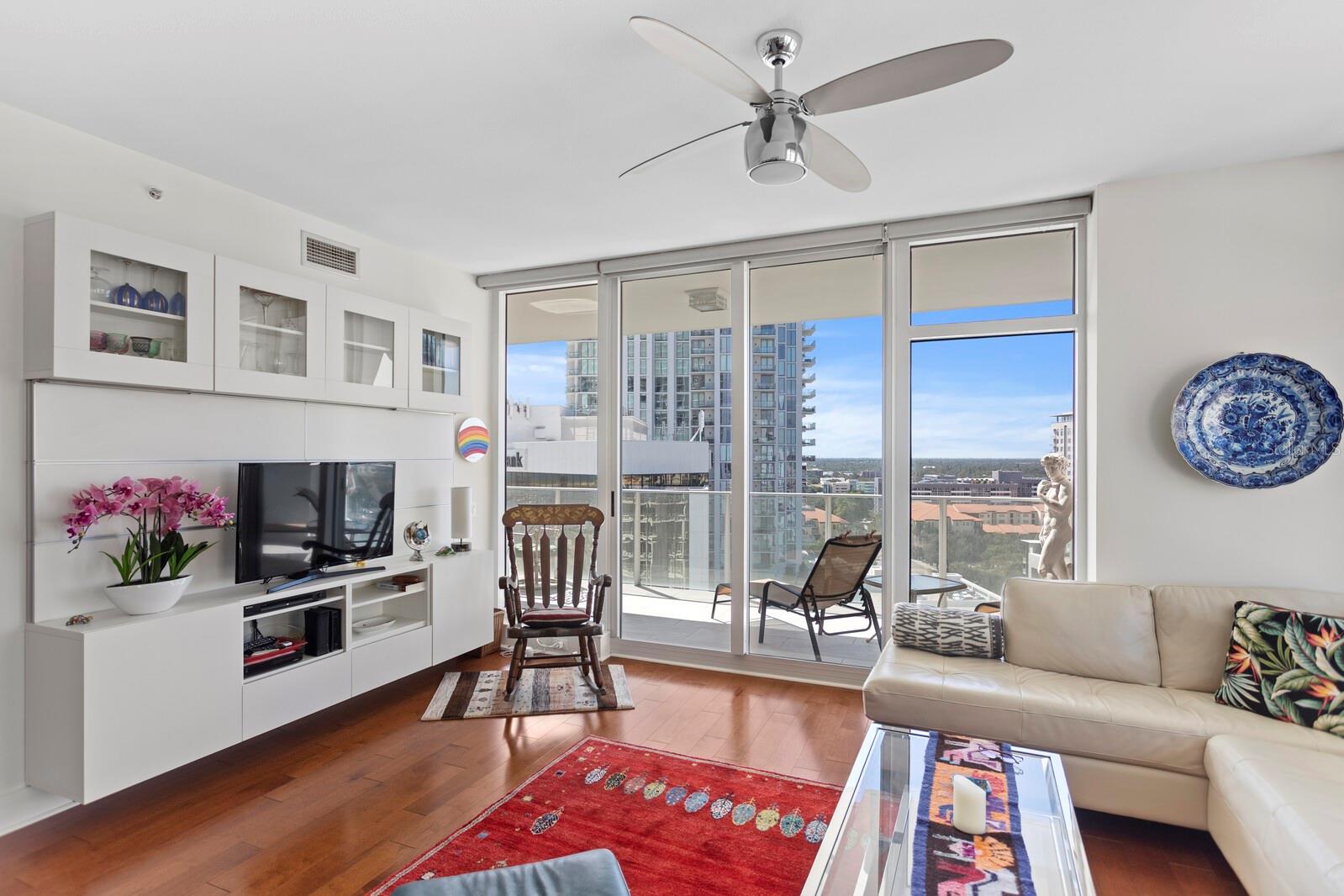 Image 7 of 64 For 175 1st Street S 1603