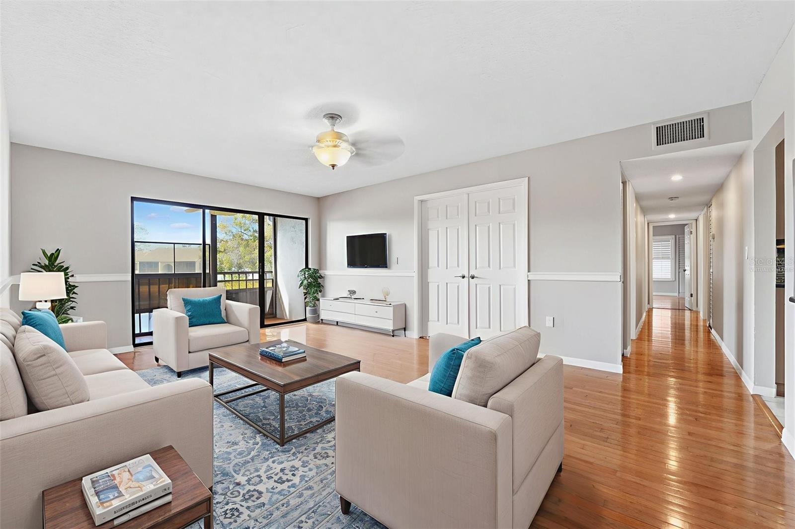 Image 3 of 30 For 1207 Pine Ridge Circle W G2