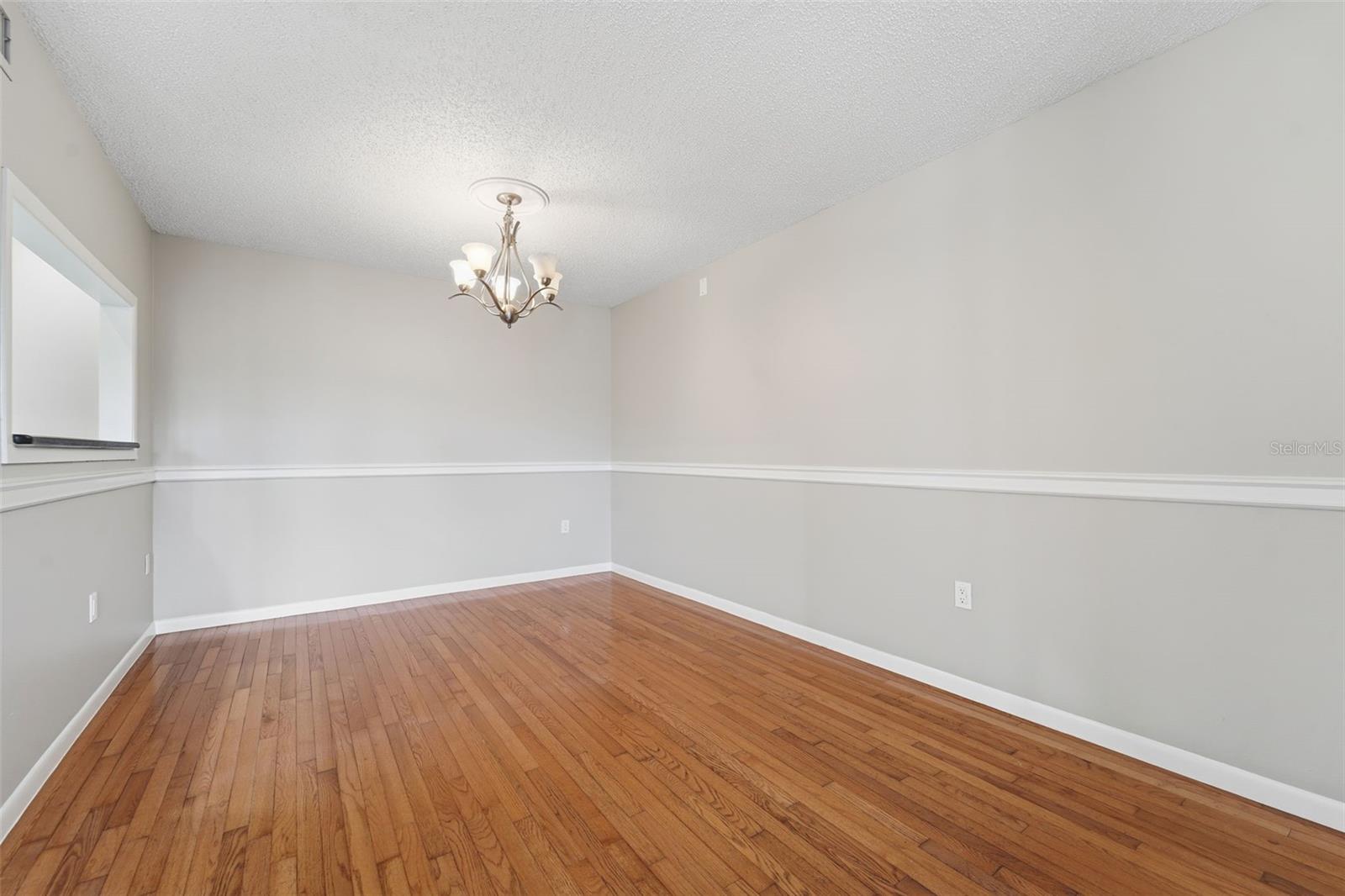 Image 9 of 30 For 1207 Pine Ridge Circle W G2