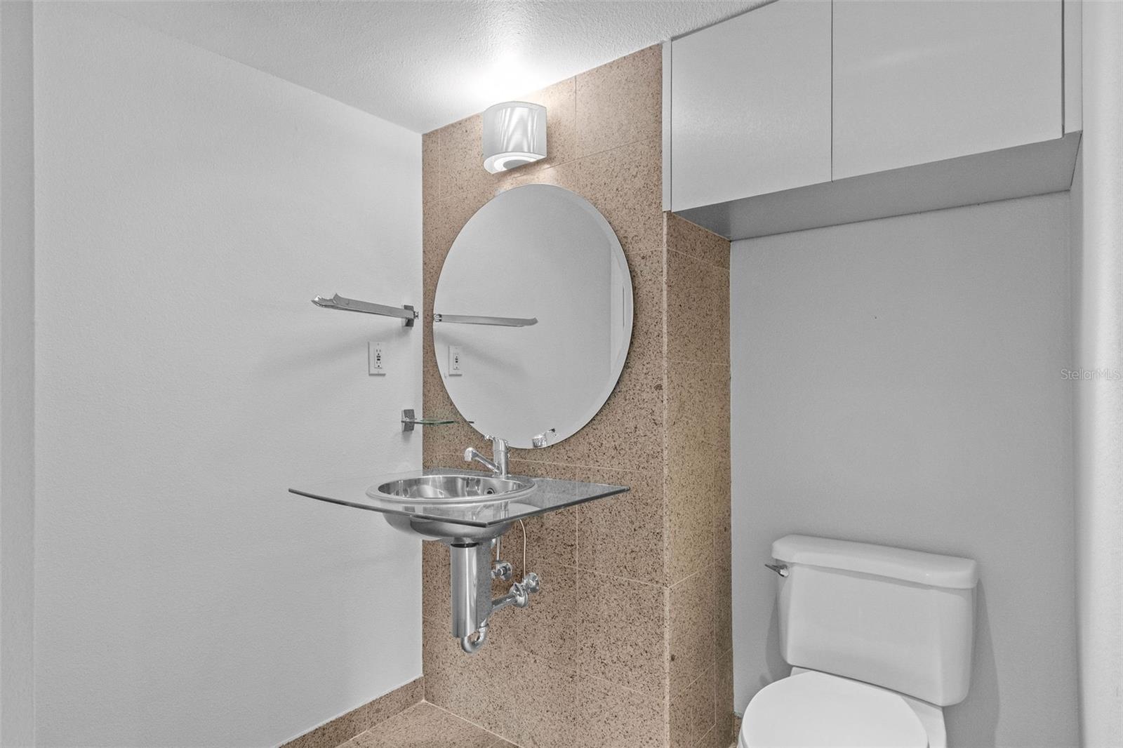 Image 12 of 22 For 2401 Bayshore Boulevard 410 & 510