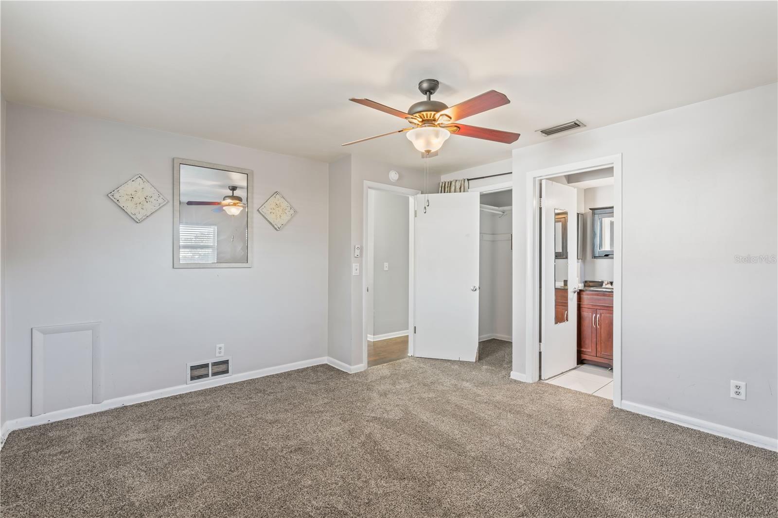 Image 17 of 27 For 2040 Forest Drive