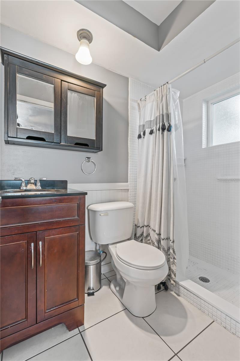 Image 19 of 27 For 2040 Forest Drive