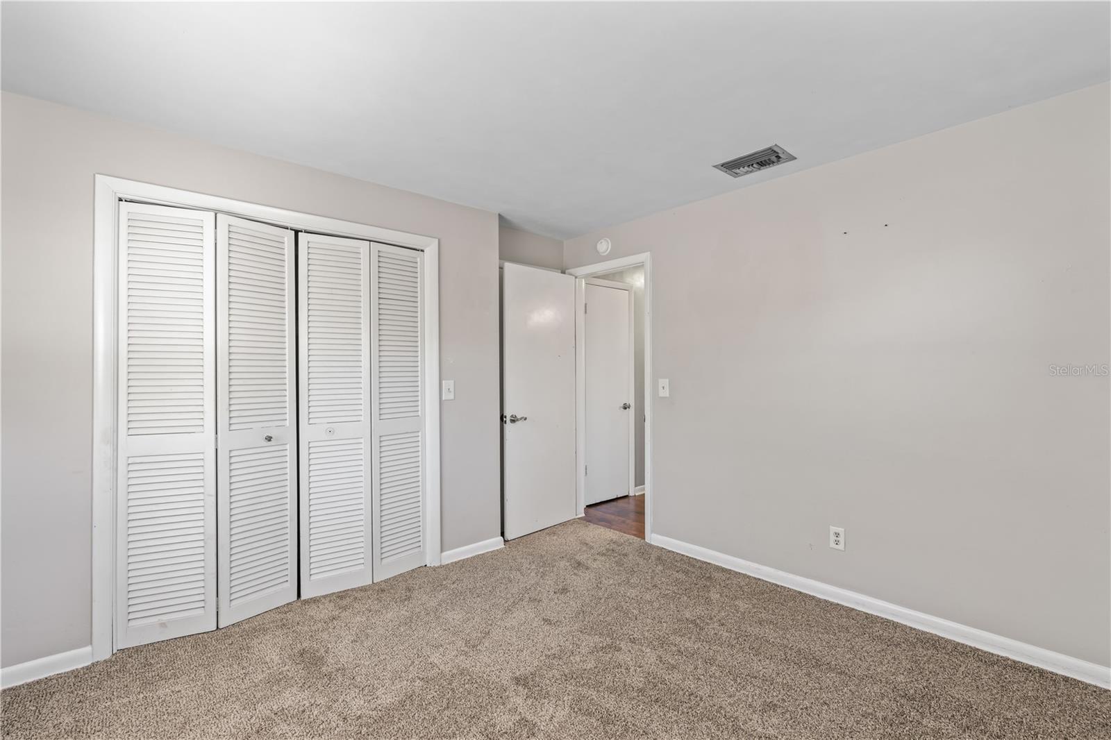 Image 21 of 27 For 2040 Forest Drive