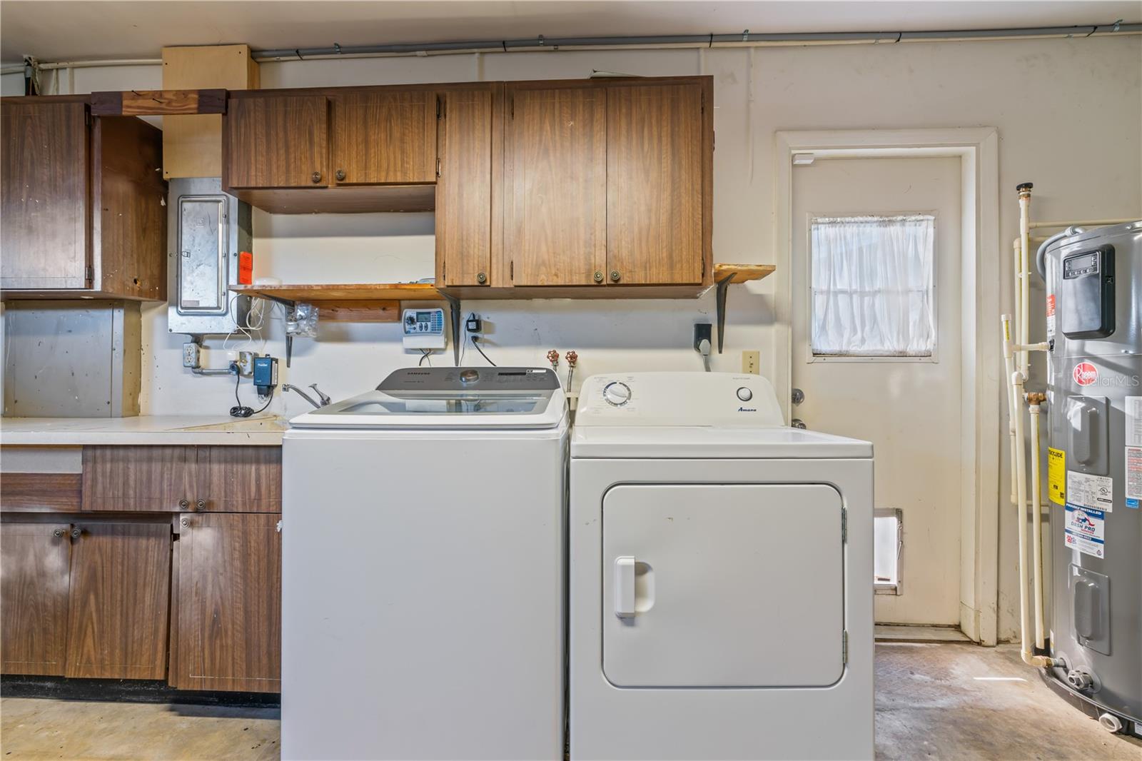 Image 23 of 27 For 2040 Forest Drive