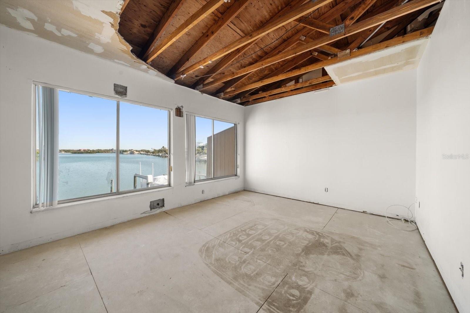 Image 14 of 43 For 829 Gulf Boulevard 107