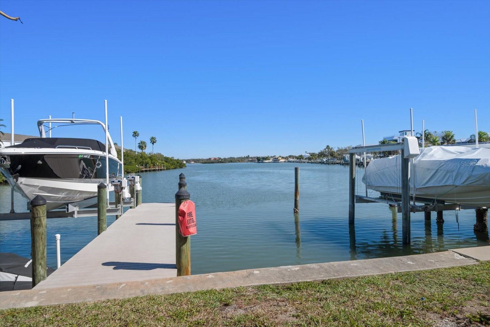 Image 6 of 43 For 829 Gulf Boulevard 107