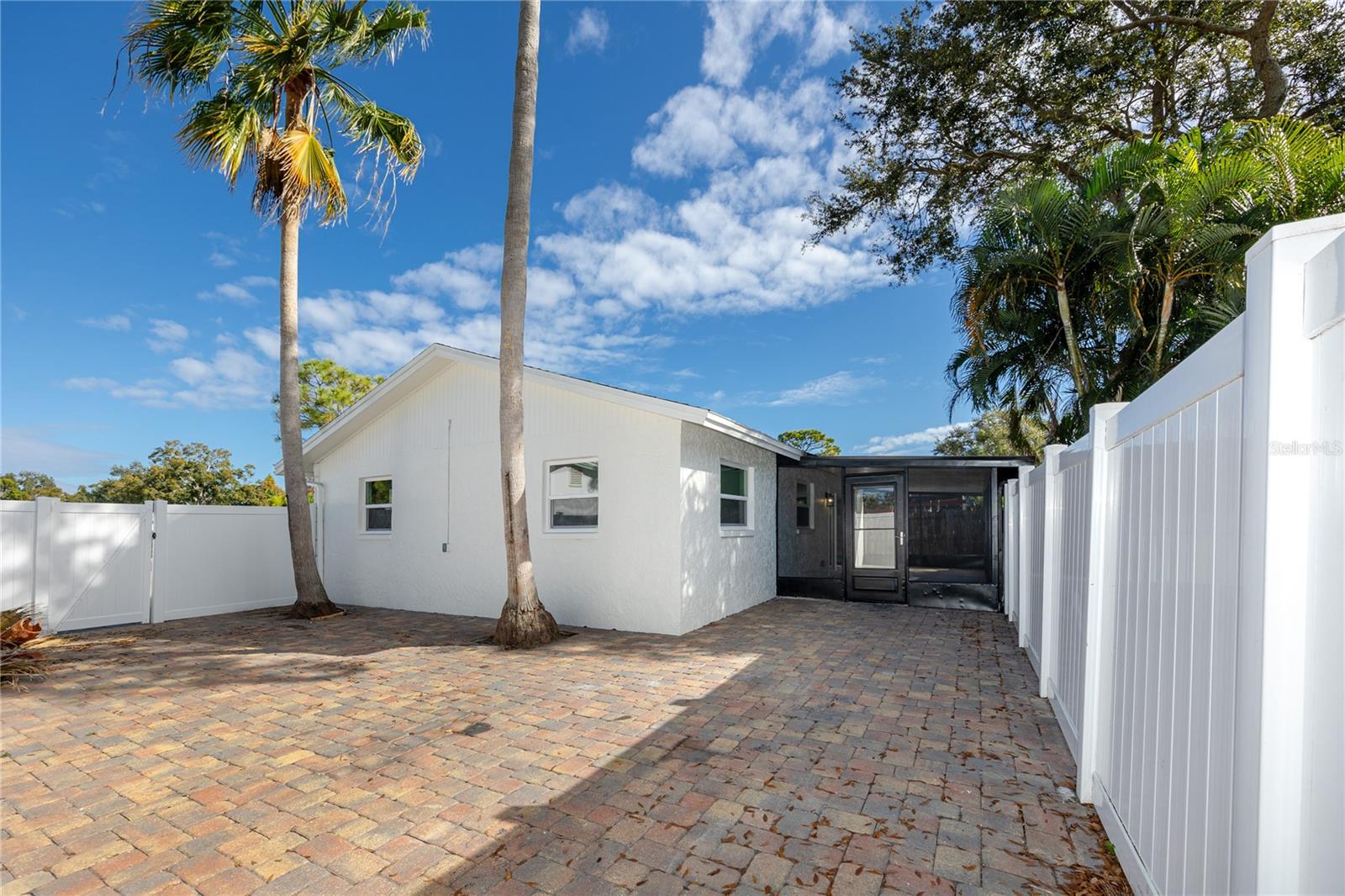 Image 31 of 32 For 8808 90th Way N