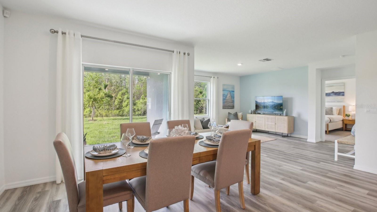 Listing photo id 5 for 1632 Sourwood Drive