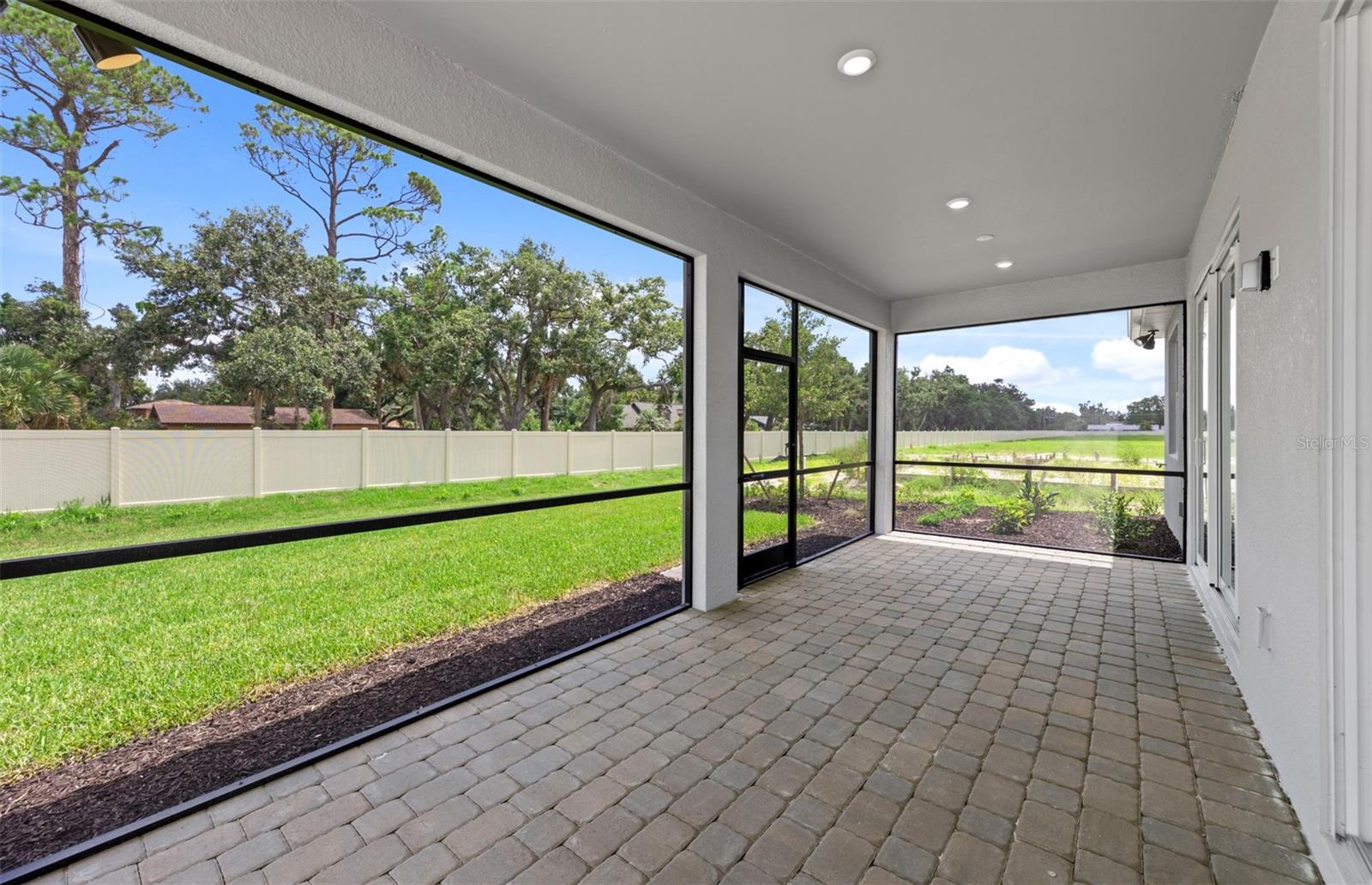 Image 18 of 19 For 6953 Honeybell Drive