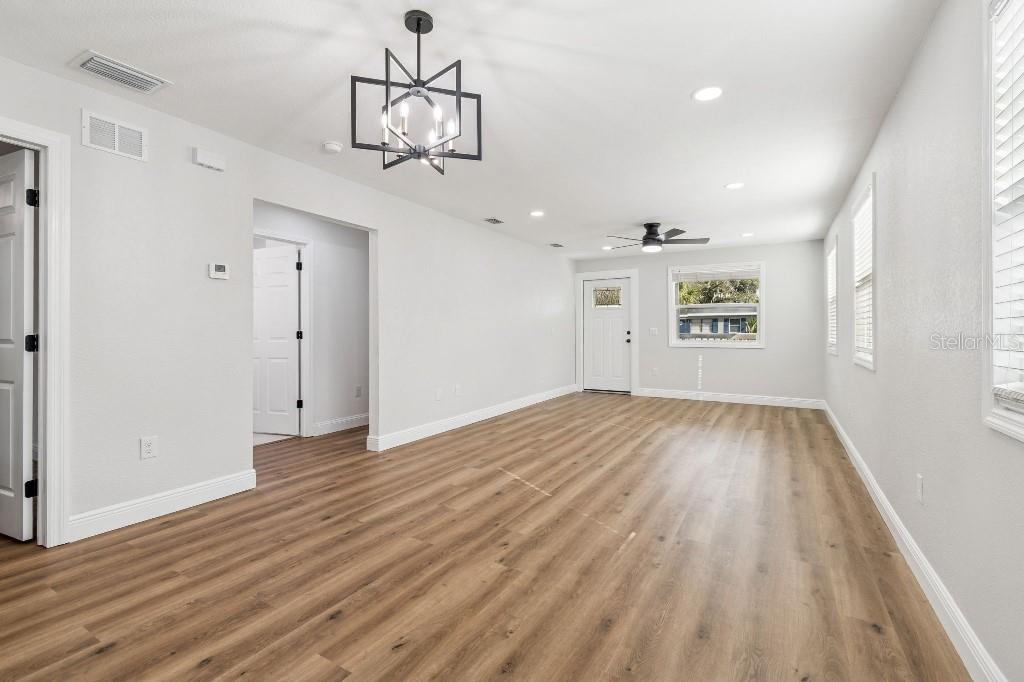 Image 11 of 46 For 6416 47th Street