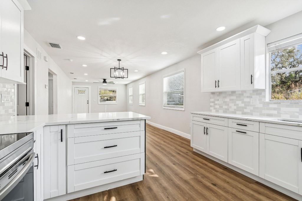 Image 22 of 46 For 6416 47th Street