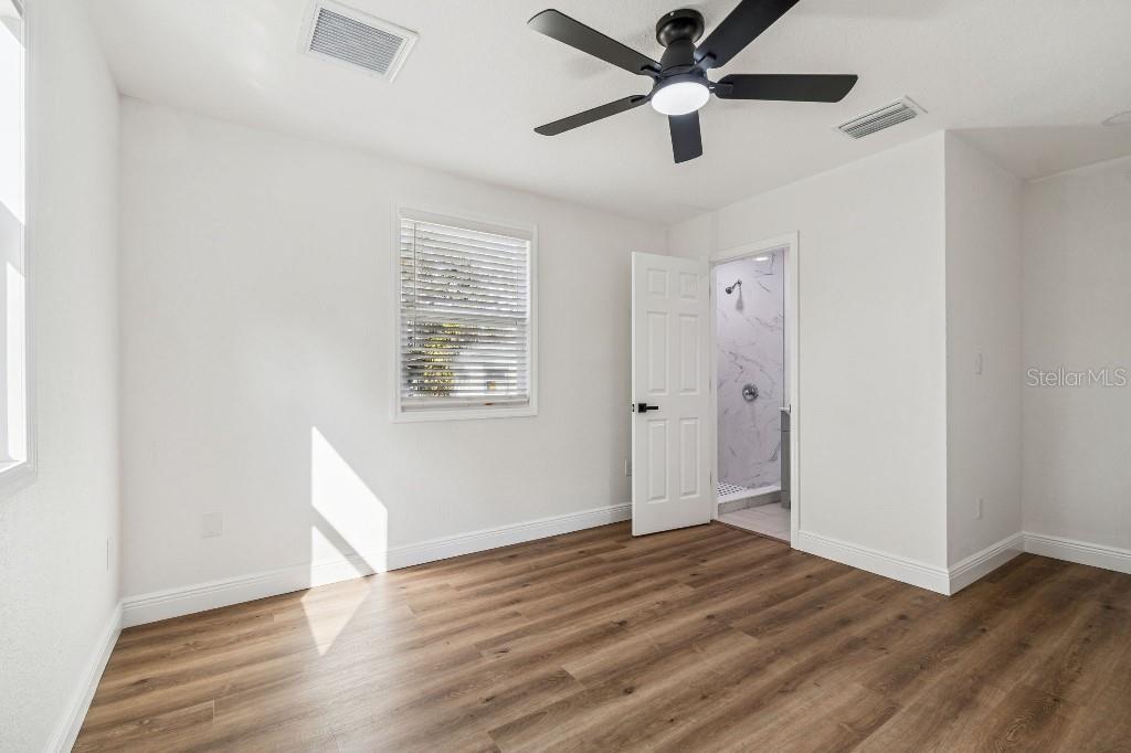 Image 25 of 46 For 6416 47th Street