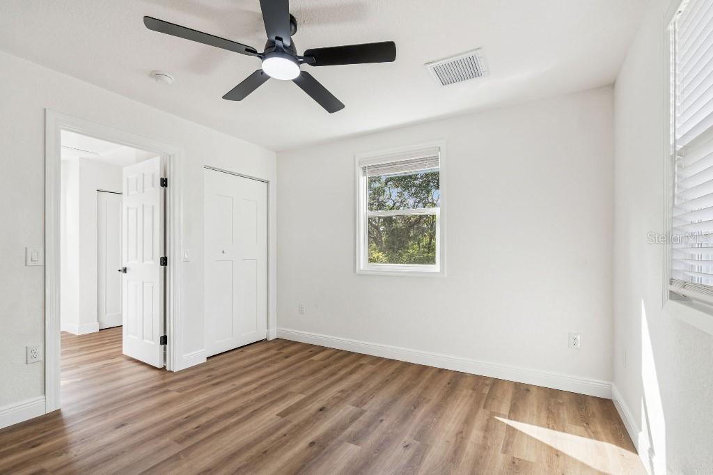 Image 27 of 46 For 6416 47th Street