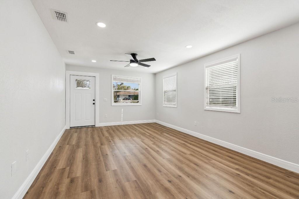 Image 8 of 46 For 6416 47th Street